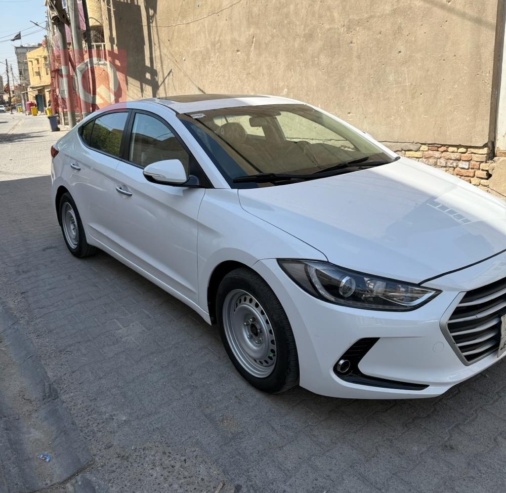 هیوندای ئەلەنترا